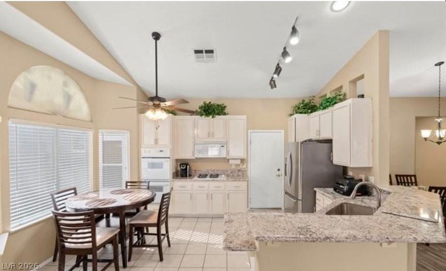 6578 Hedge Top Ave - Photo 3 of 3