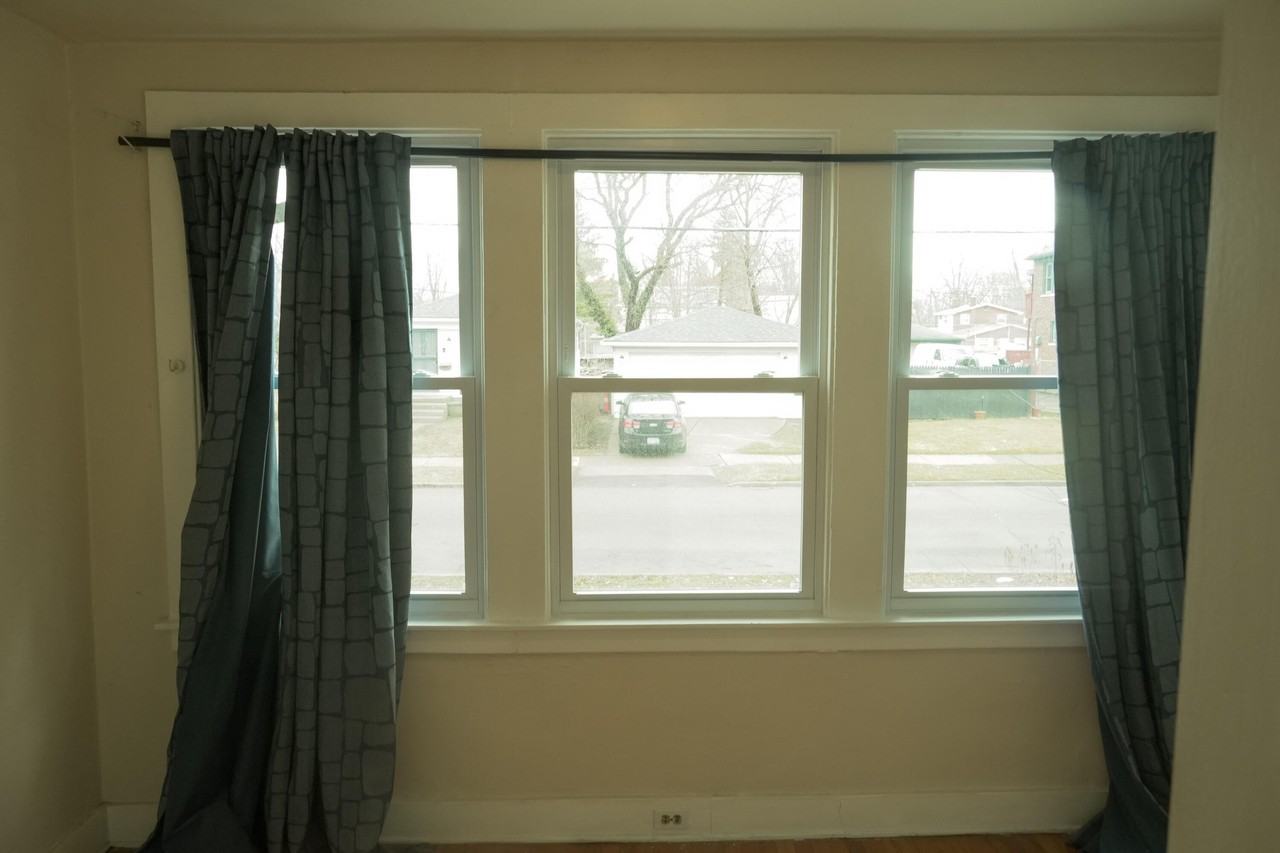 831 Ashland St Unit 831 - Photo 3 of 13