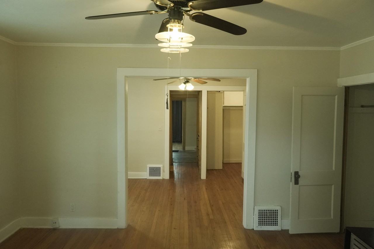 831 Ashland St Unit 831 - Photo 6 of 13