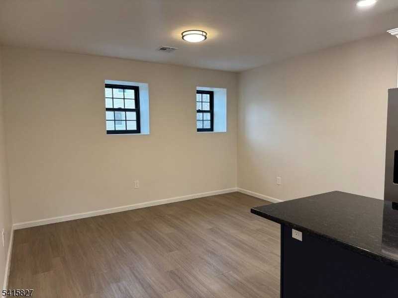 188 Heckel St #1 - Photo 4 of 16
