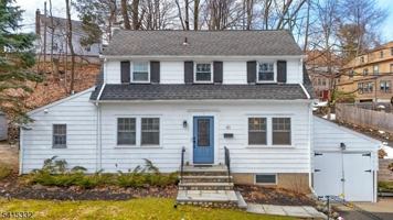 featured image of 41 S Ridgewood Rd