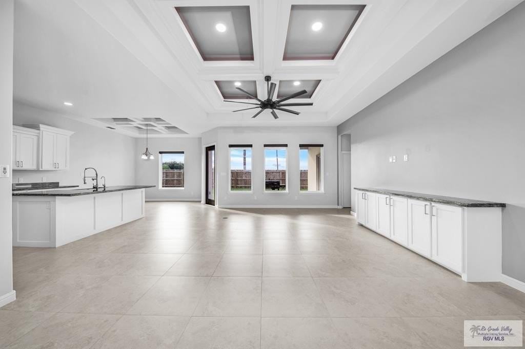 23910 Richmond Cir - Photo 3 of 13