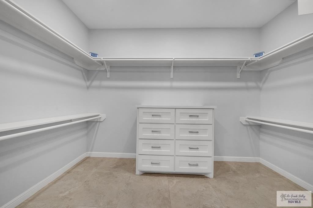 23910 Richmond Cir - Photo 7 of 13