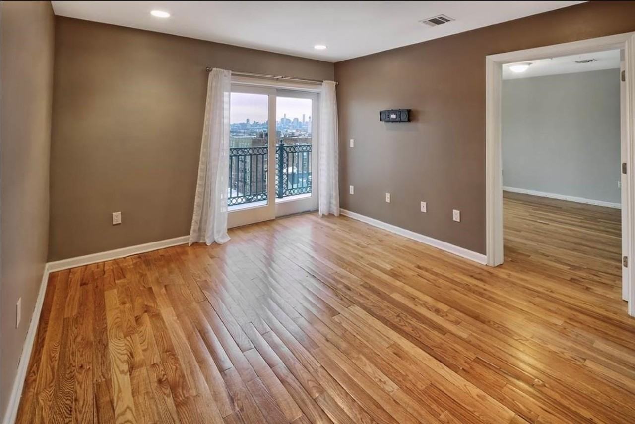 605 New York Ave #701 - Photo 2 of 14