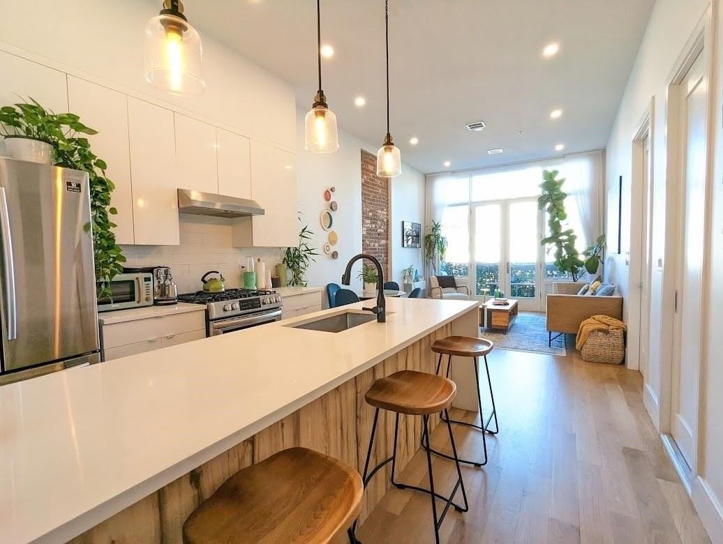 33 Waverly St #2 - Photo 4 of 19