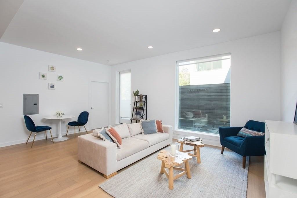 600 Harrison St #505 - Photo 6 of 20