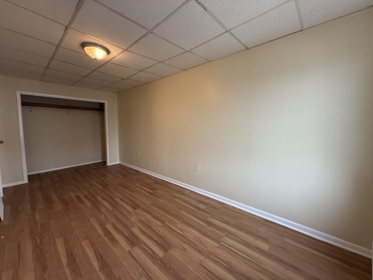 816 19th St - Photo 5 of 10