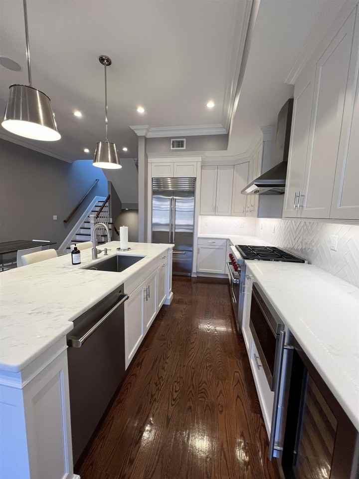 1216 Park Ave - Photo 5 of 31