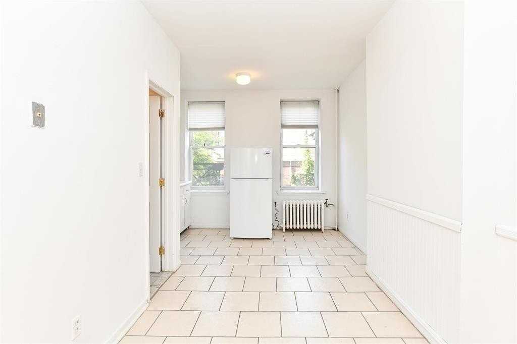 118 Adams St #6 - Photo 7 of 17