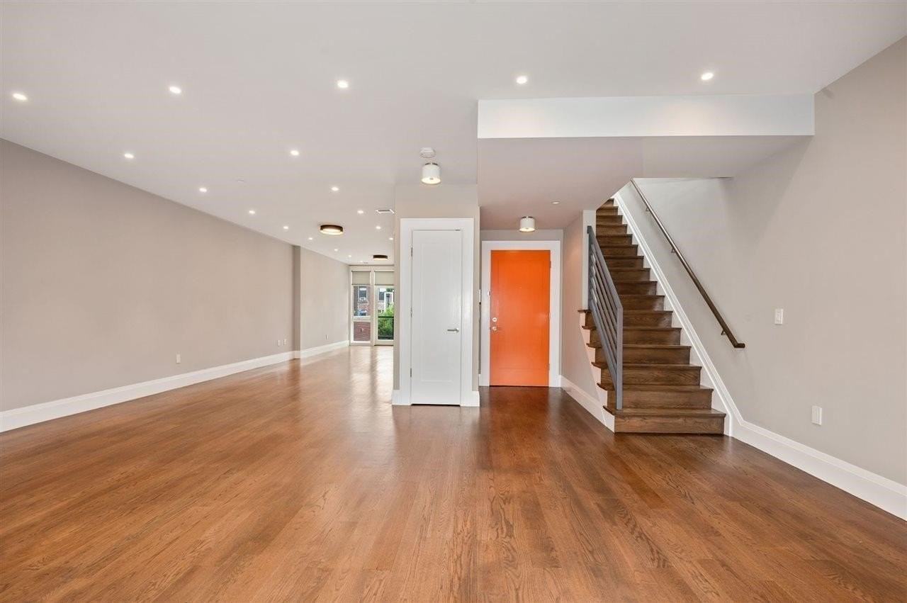 16 Bright St #2 - Photo 2 of 28