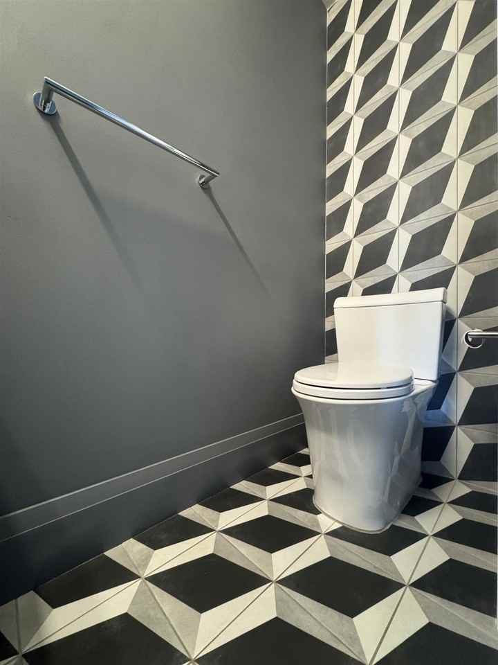 16 Bright St #2 - Photo 5 of 28