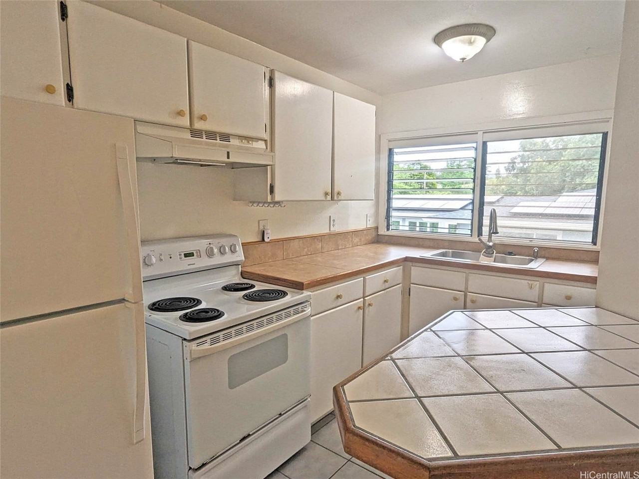 42-099 Old Kalanianaole Rd - Photo 5 of 7