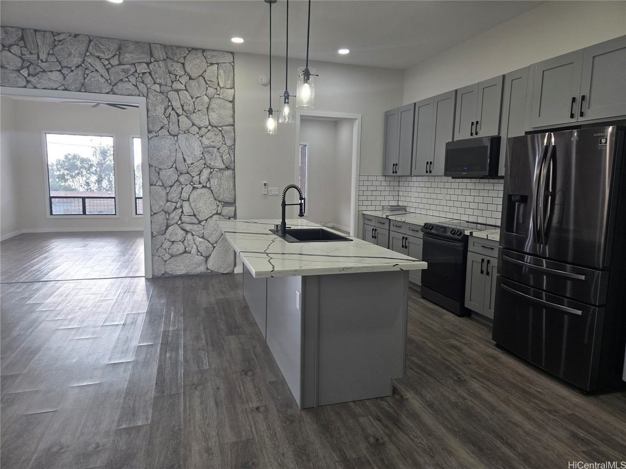 92-998 Kanehoa Loop - Photo 3 of 24