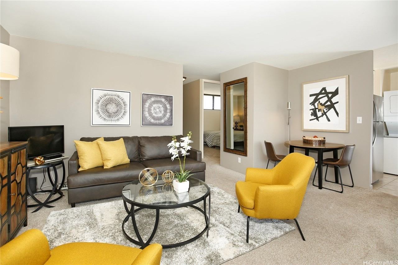 2121 Ala Wai Blvd Apt 2504 - Photo 2 of 13