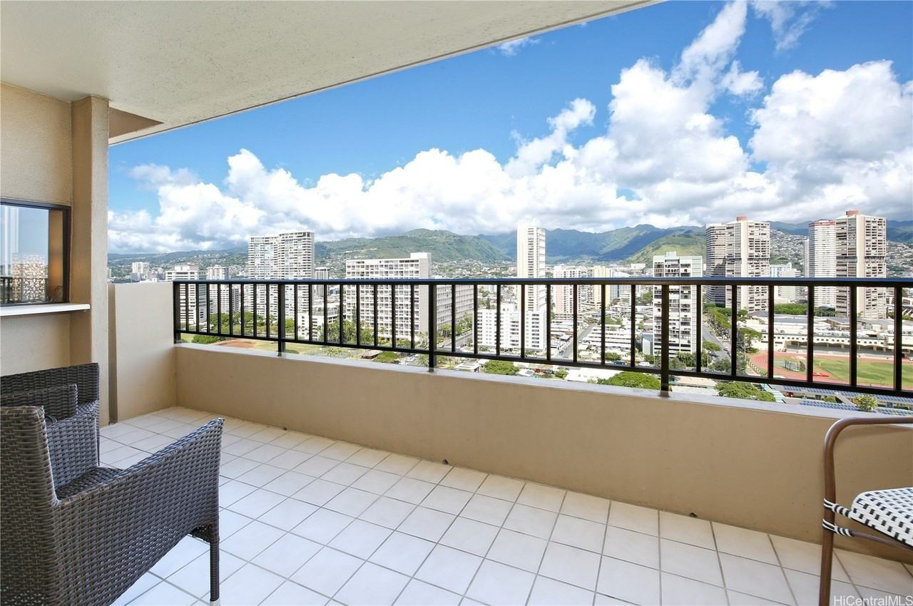 2121 Ala Wai Blvd Apt 2504 - Photo 6 of 13