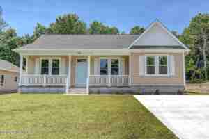 featured image of 120 Crabshell Ln