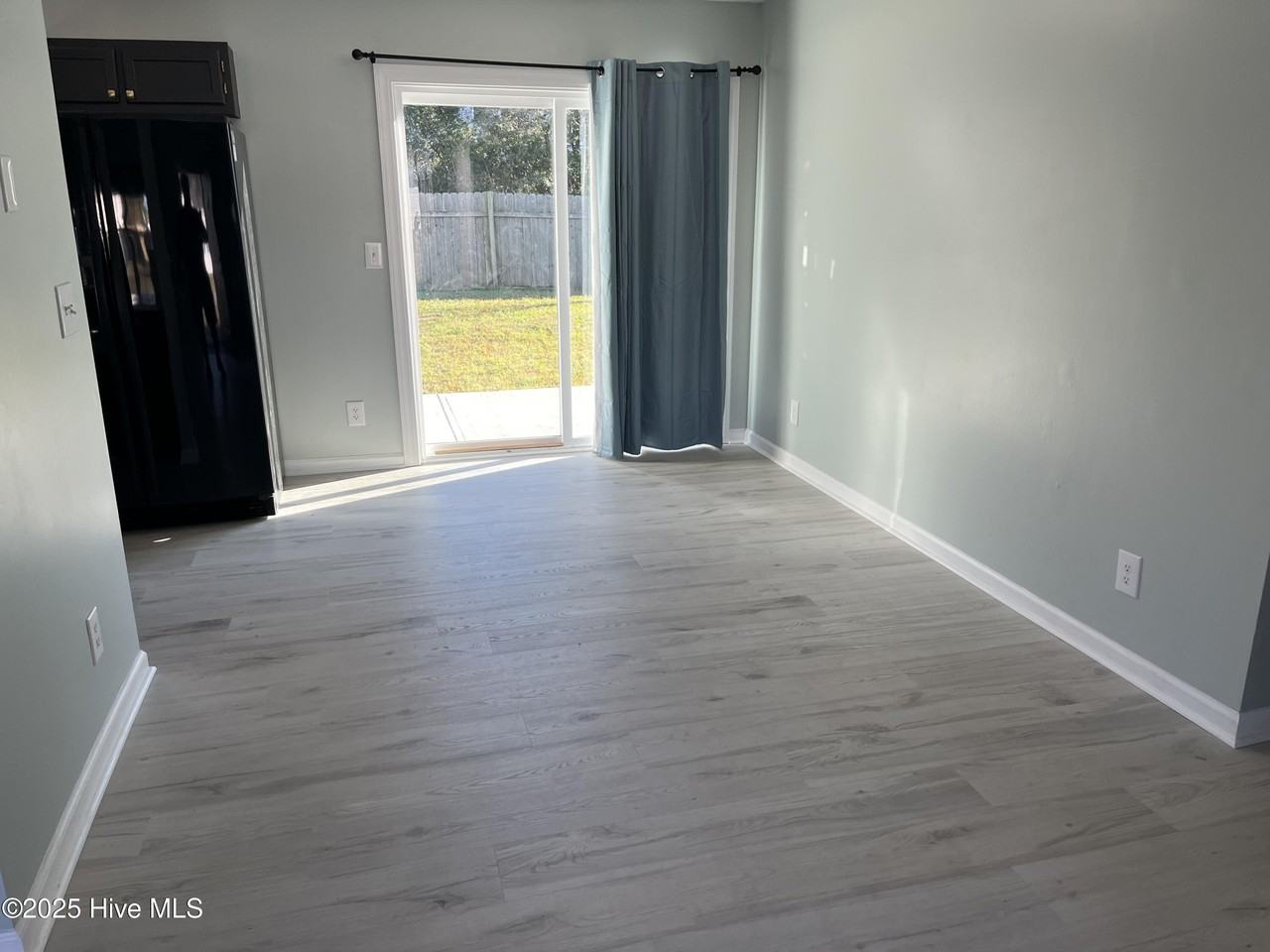 2523 Legend Dr - Photo 6 of 15