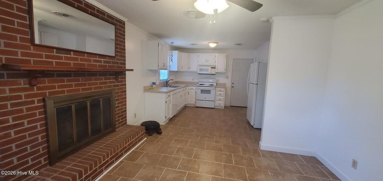 501 Alton St - Photo 2 of 17