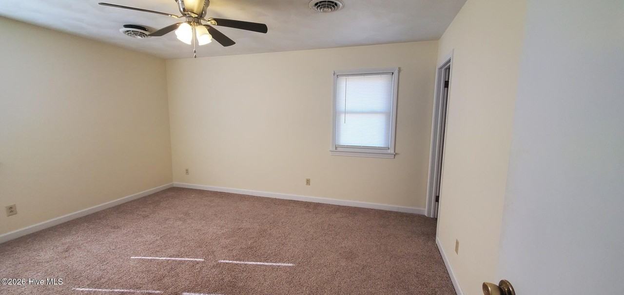 501 Alton St - Photo 5 of 17