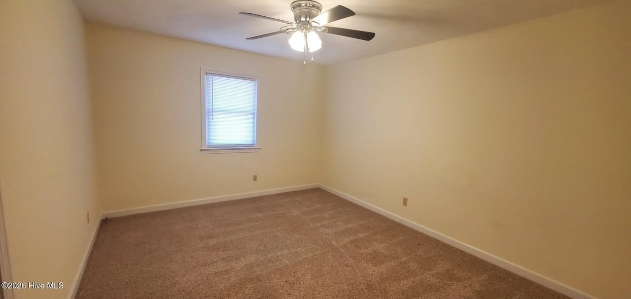 501 Alton St - Photo 7 of 17