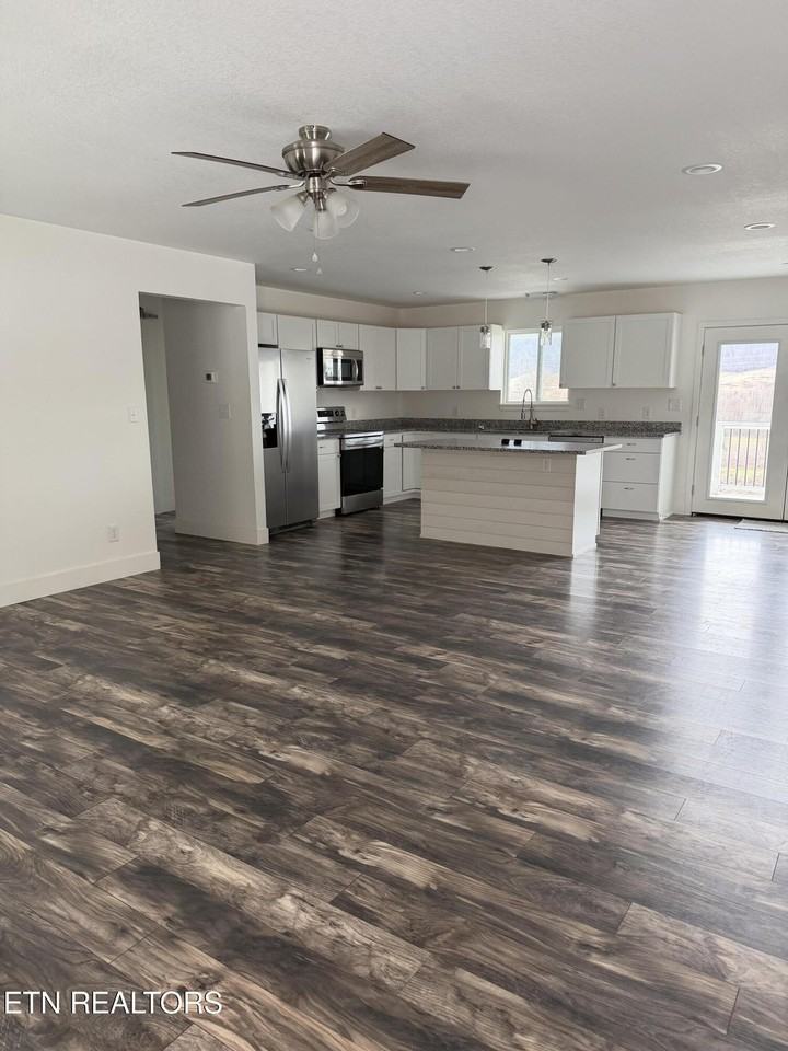 1281 Swan Pond Circle Rd - Photo 4 of 14