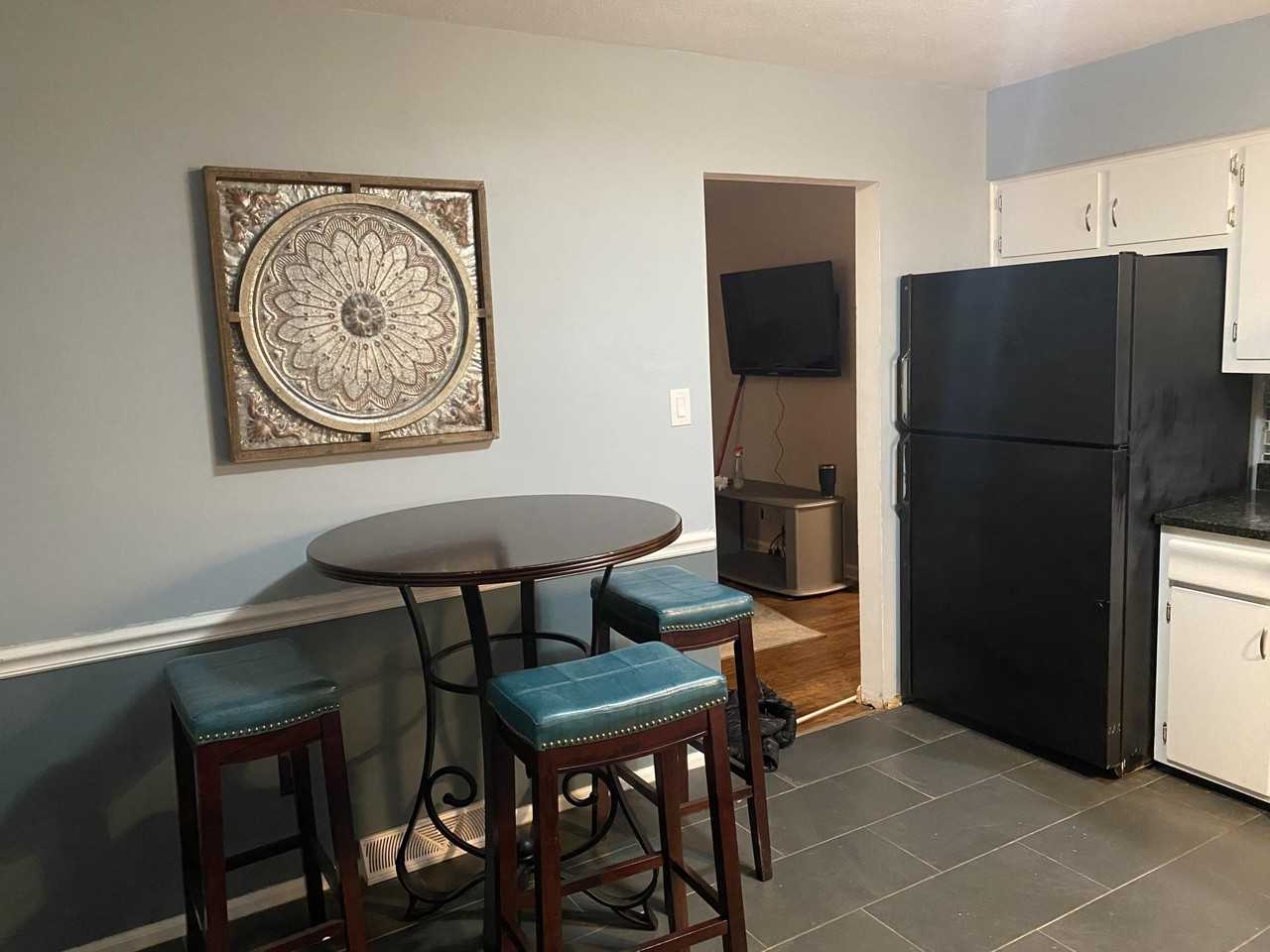 3561 Galahad Dr - Photo 4 of 13