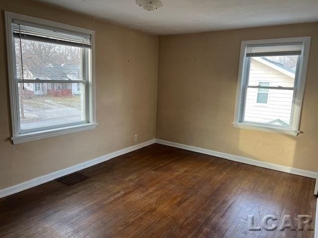 366 N Mckenzie St - Photo 6 of 8