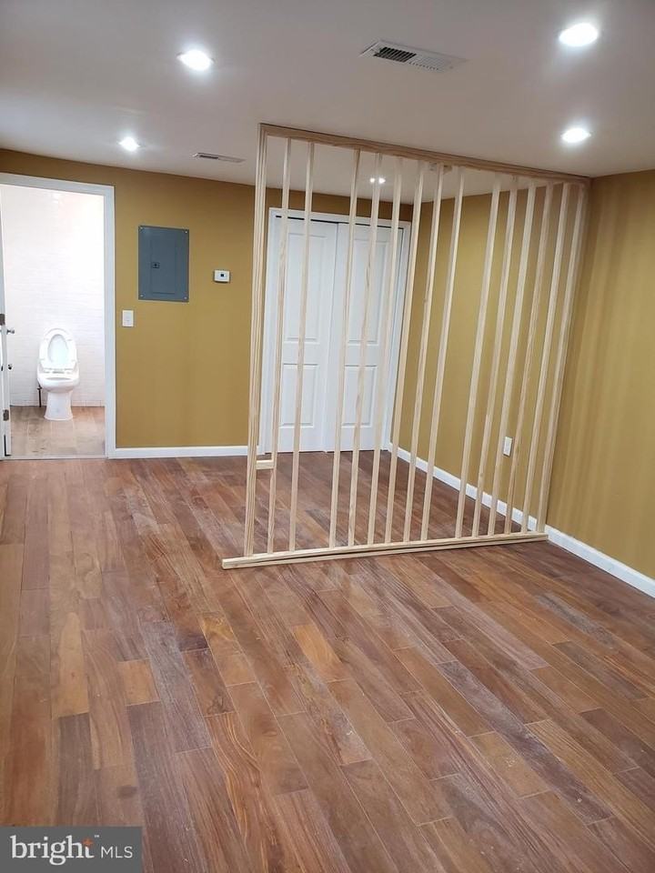 624 N 16th St - Photo 3 of 4