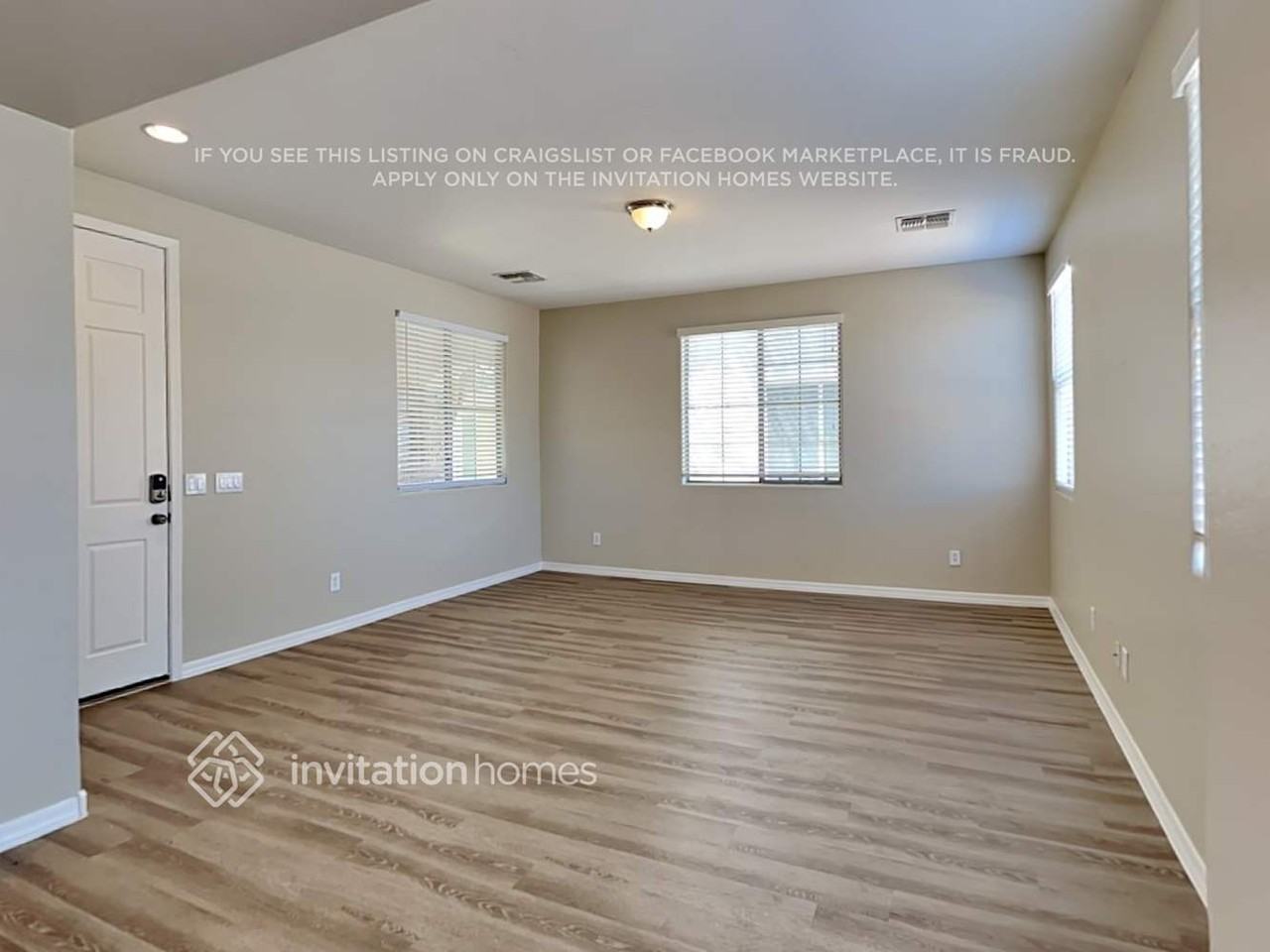 6933 S 7th Ln - Photo 4 of 19