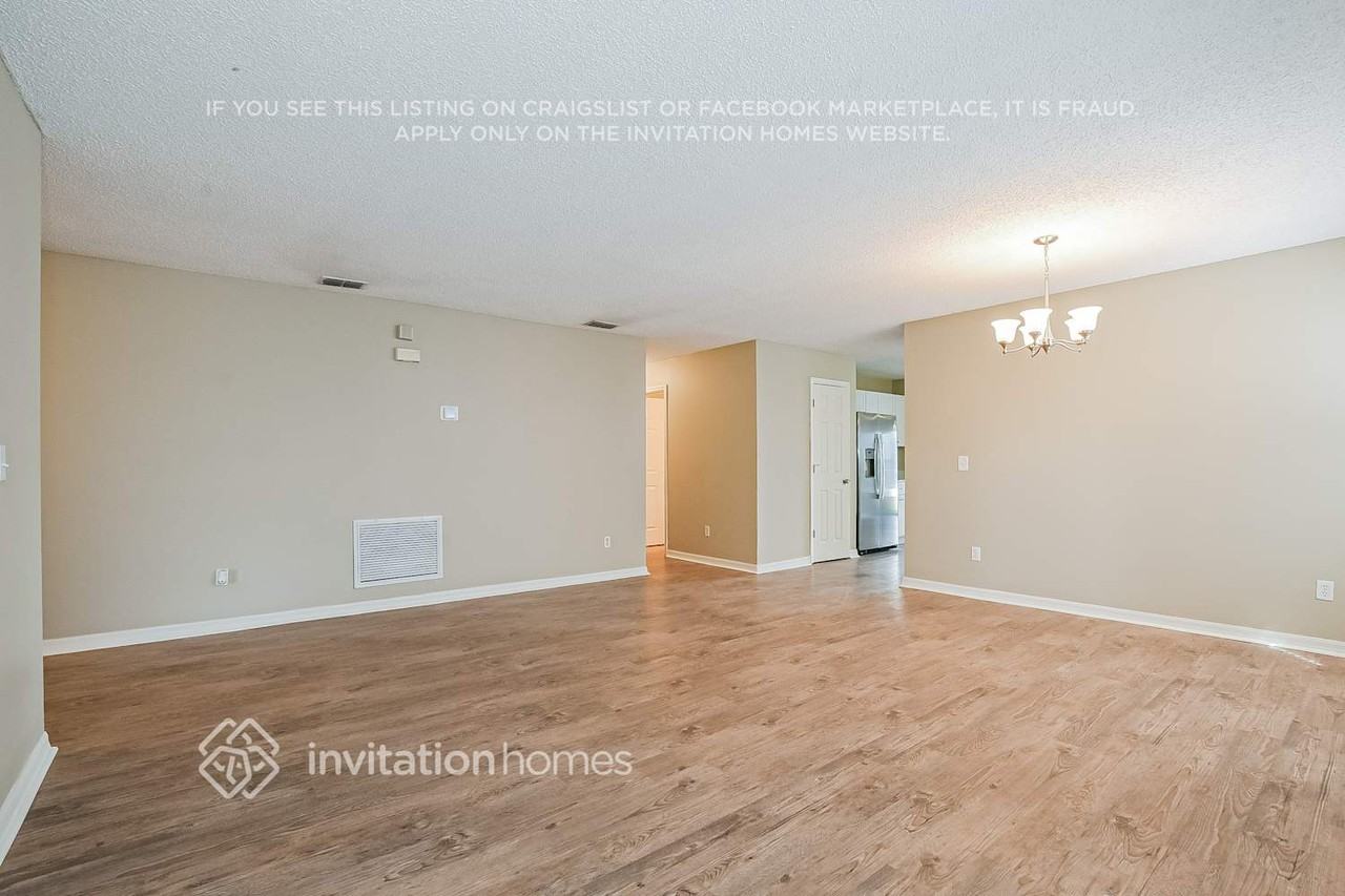 713 Battery Pointe Dr - Photo 4 of 17