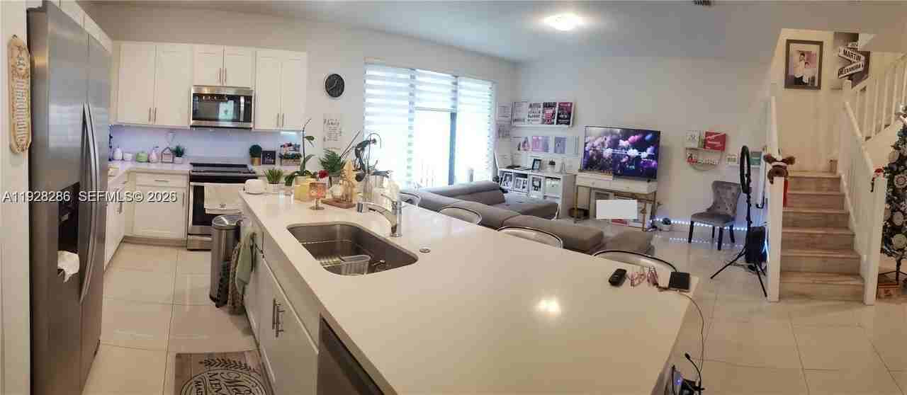 2414 Sw 145th Pl #2414 - Photo 3 of 28