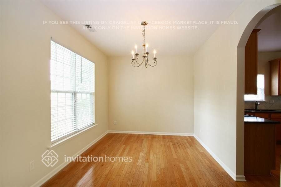 17322 Grand Central Way - Photo 4 of 14