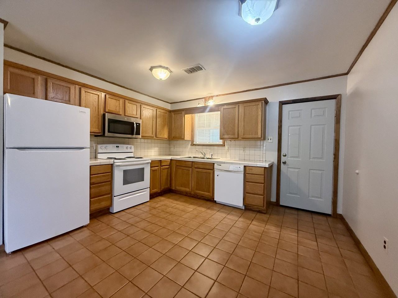 14300 Wilkerson Rd #A - Photo 5 of 10