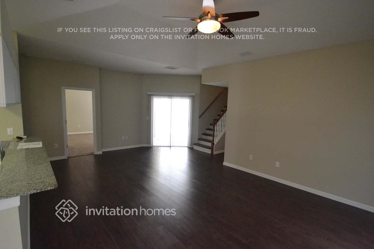 19109 Cypress Green Dr - Photo 3 of 12