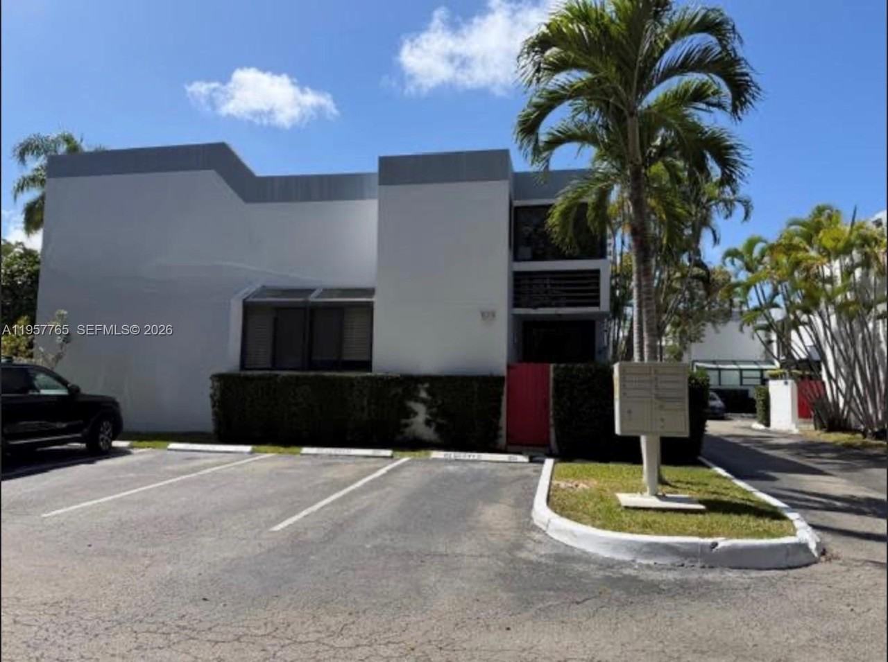 3089 Ne 183rd Ln #89 - Photo 7 of 50