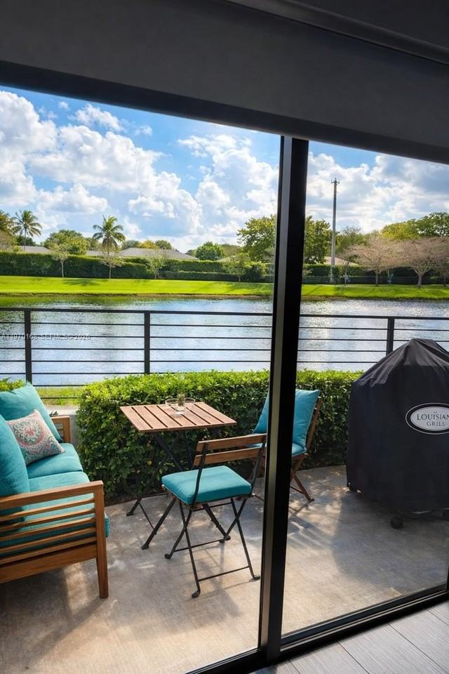 4384 Nw 8th Ct #4384 - Photo 5 of 41