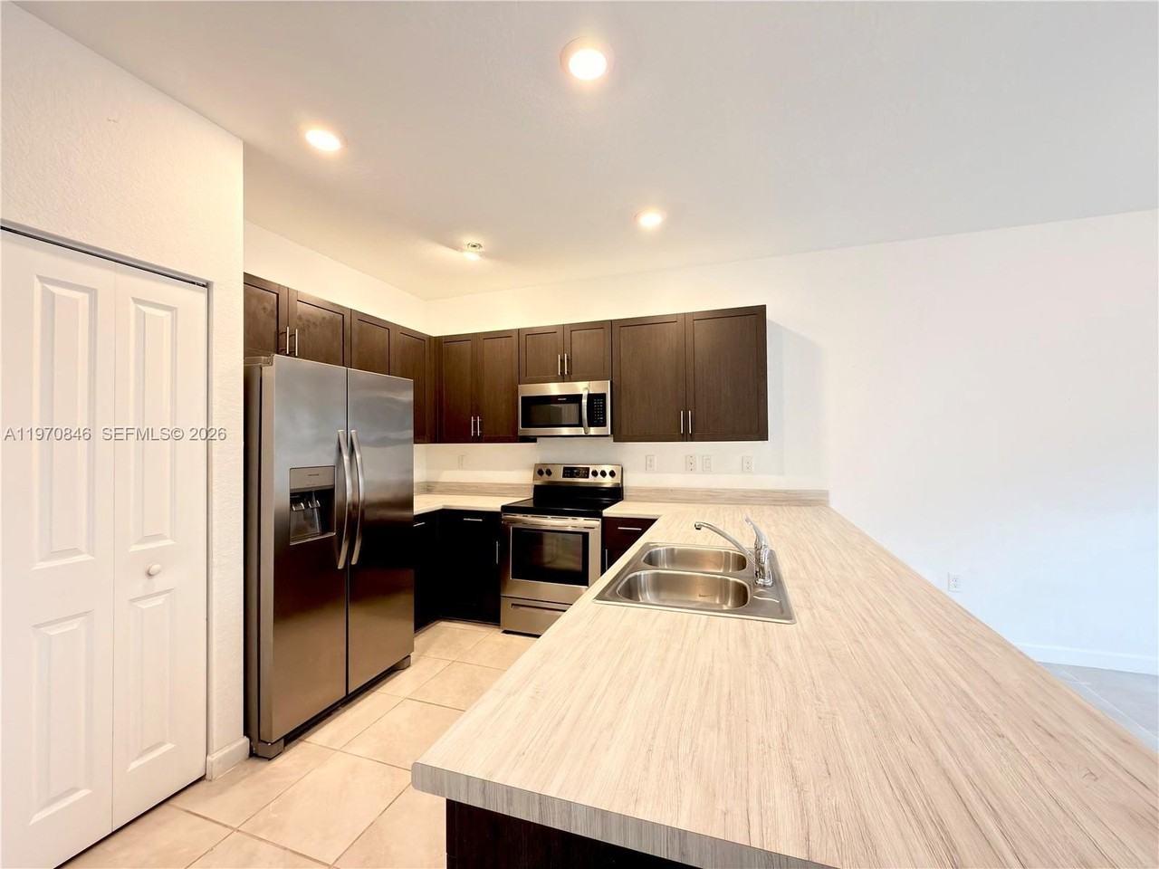 28706 Sw 132nd Ct - Photo 3 of 35