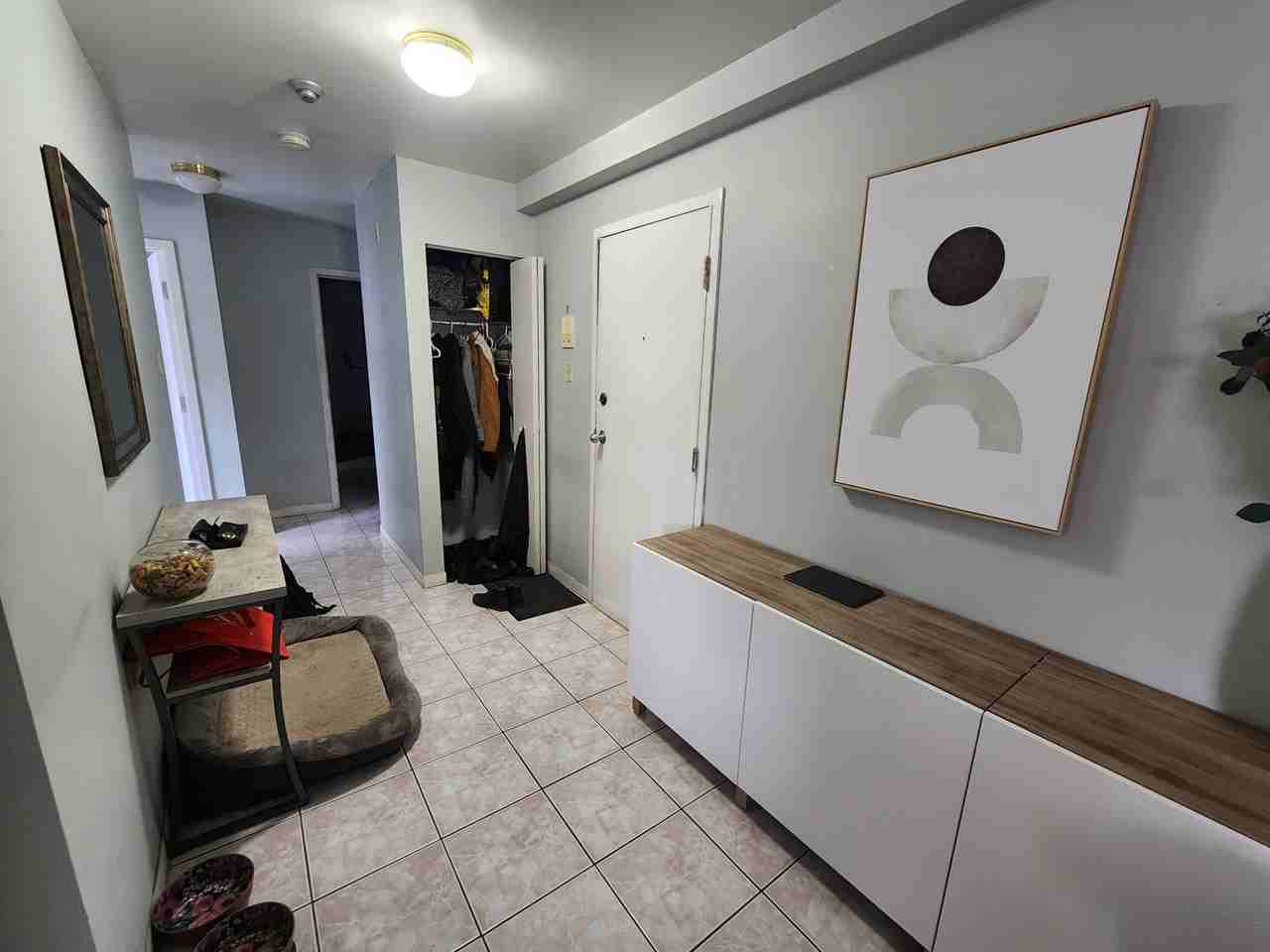 380 Frank Street - Photo 7 of 14