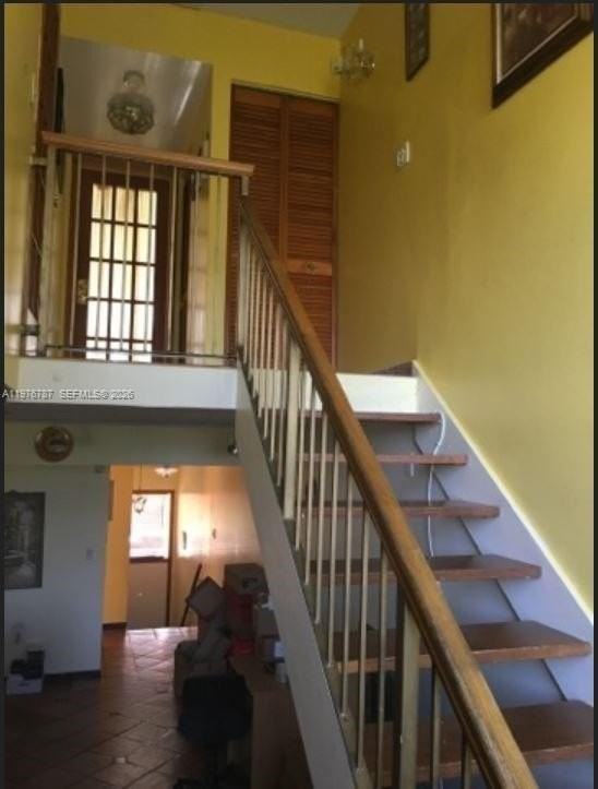 655 W Park Dr #6-12 - Photo 4 of 11