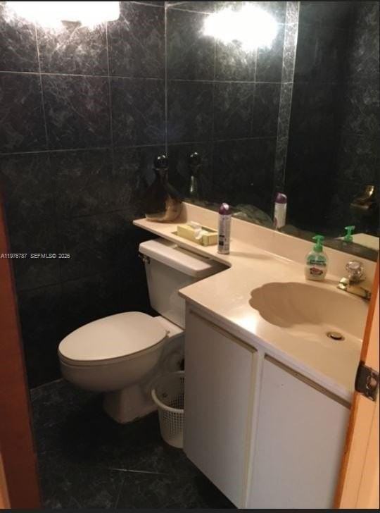 655 W Park Dr #6-12 - Photo 5 of 11