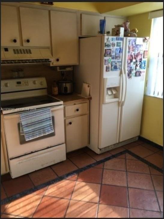 655 W Park Dr #6-12 - Photo 7 of 11