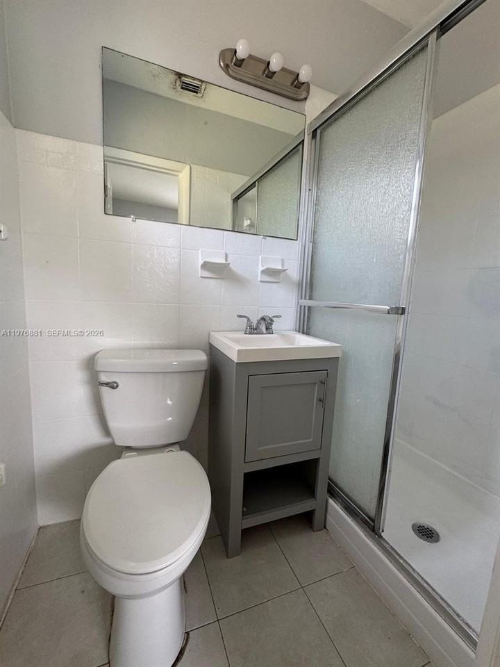 16981 Ne 8th Ct - Photo 7 of 17