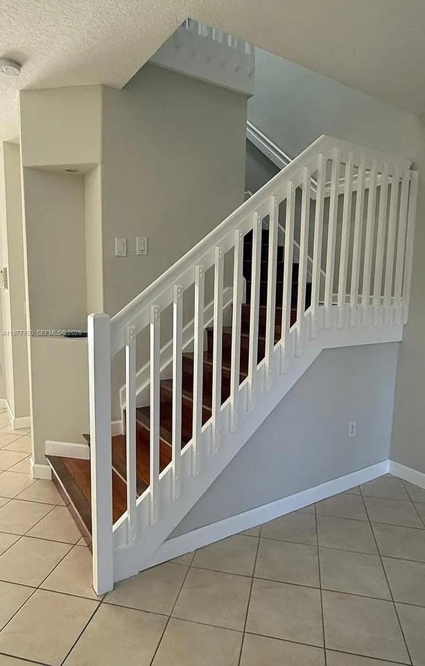 7655 Nw 116th Ave - Photo 7 of 24