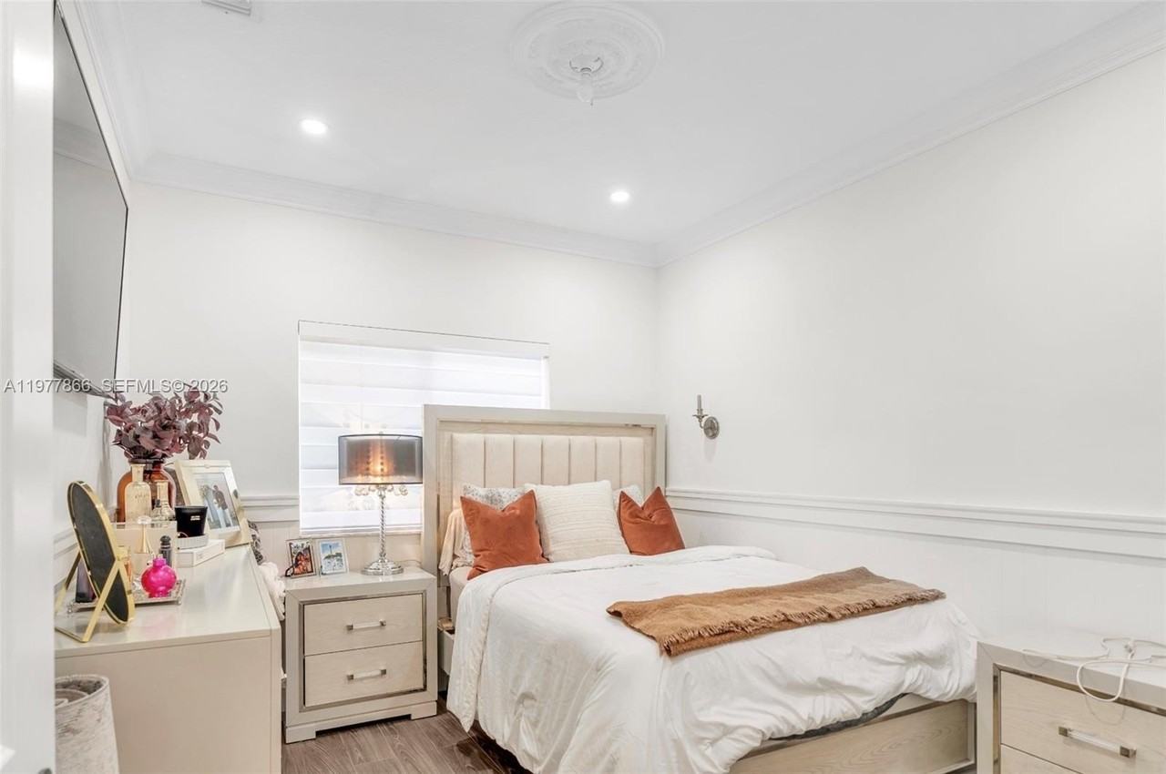 14486 Sw 158th Pl - Photo 7 of 17