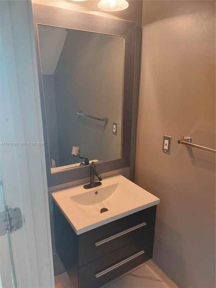 2566 Sw 82nd Ave #104 - Photo 4 of 23