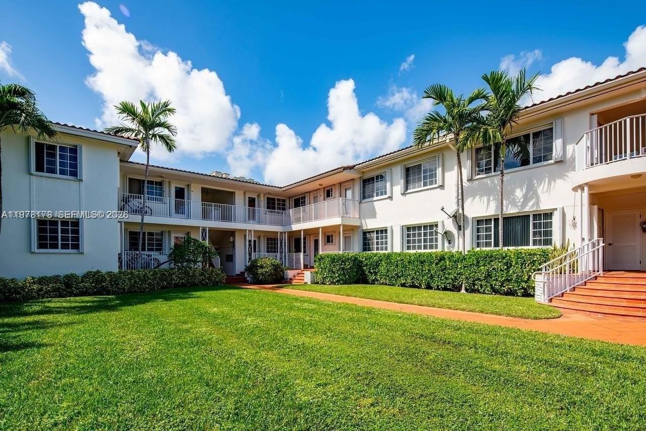 34 Bal Bay Dr #4 - Photo 7 of 9