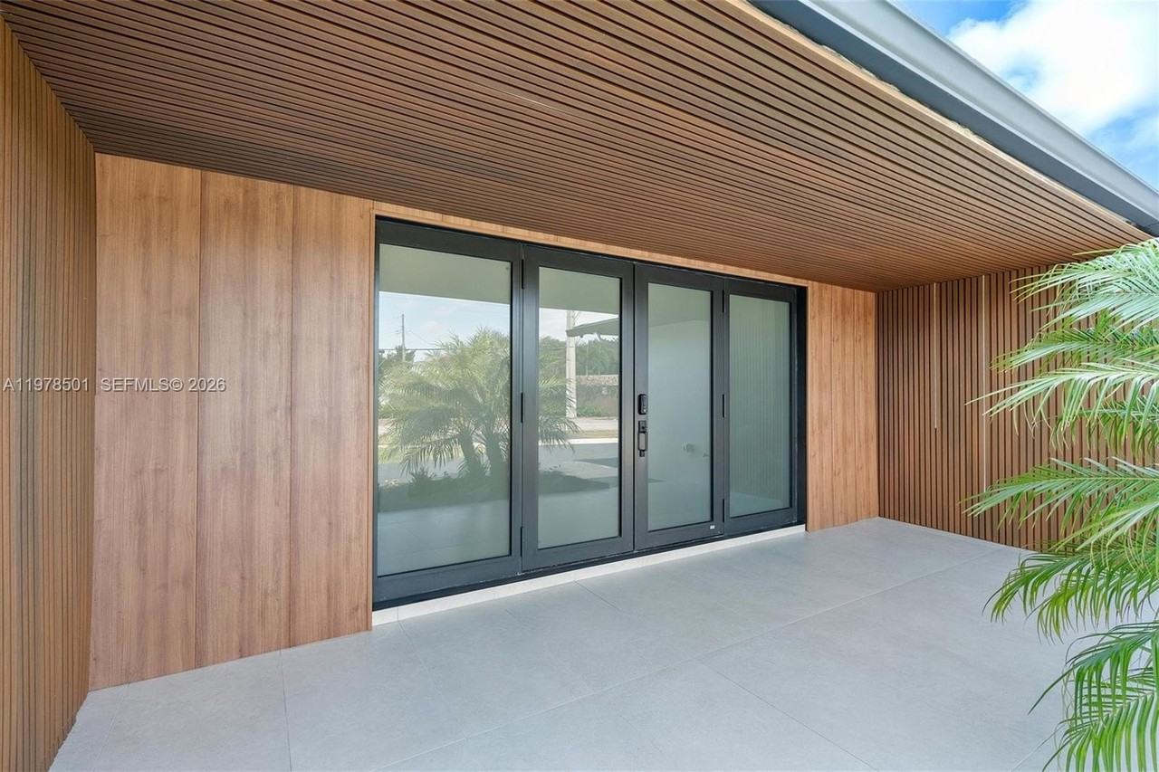 4000 N Circle Dr #0 - Photo 3 of 28