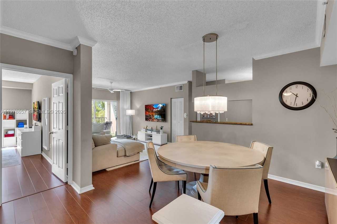 2309 Tuscany Way #2309 - Photo 4 of 40