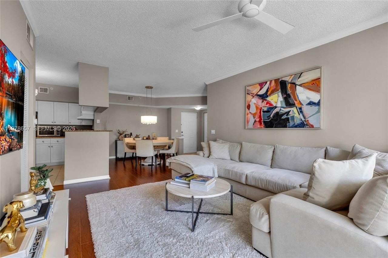 2309 Tuscany Way #2309 - Photo 6 of 40