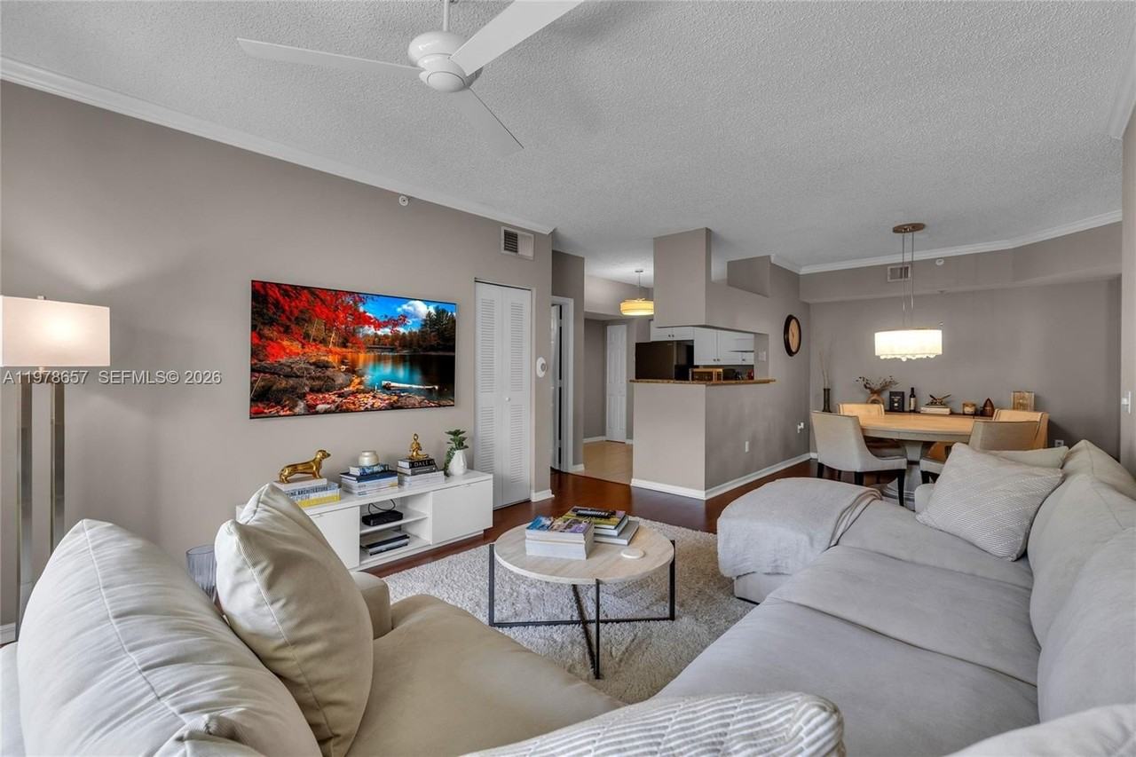 2309 Tuscany Way #2309 - Photo 7 of 40